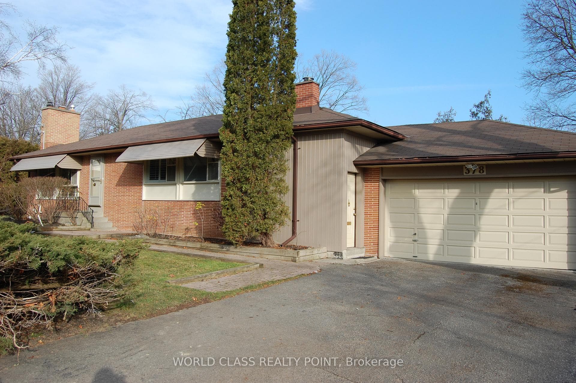 378 Sugar Maple Lane Unit Main, Richmond Hill, ON L4C 4C4 - Photo 1