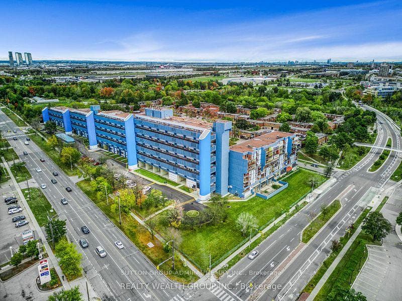 4673 Jane Street Unit 418, Downsview / Black Creek, ON M3N 2L1 - Photo 1