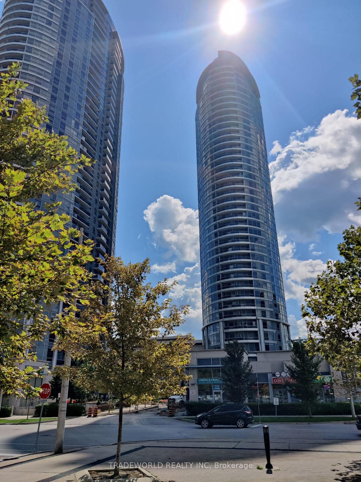 125 Village Green Square Unit 3203, Agincourt / Milliken, ON M1S 0G4 - Photo 1