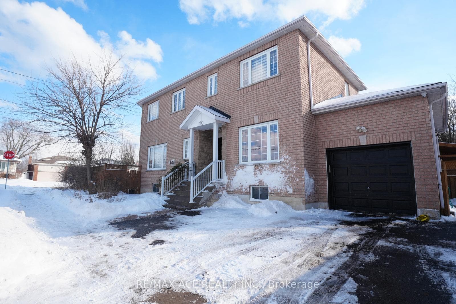 75 Grace Street, Scarborough Town Centre, ON M1J 2L4 - Photo 1