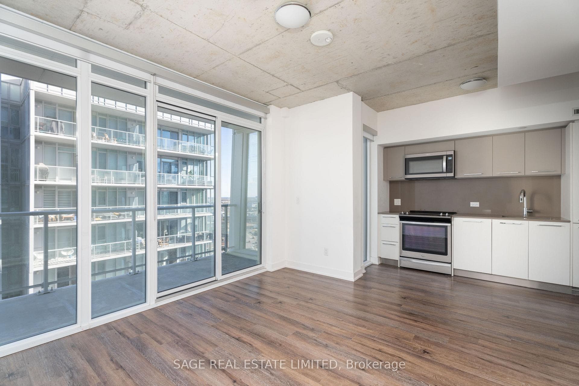 15 Baseball Place Unit 1102, Riverdale / Leslieville, ON M4M 0E6 - Photo 1