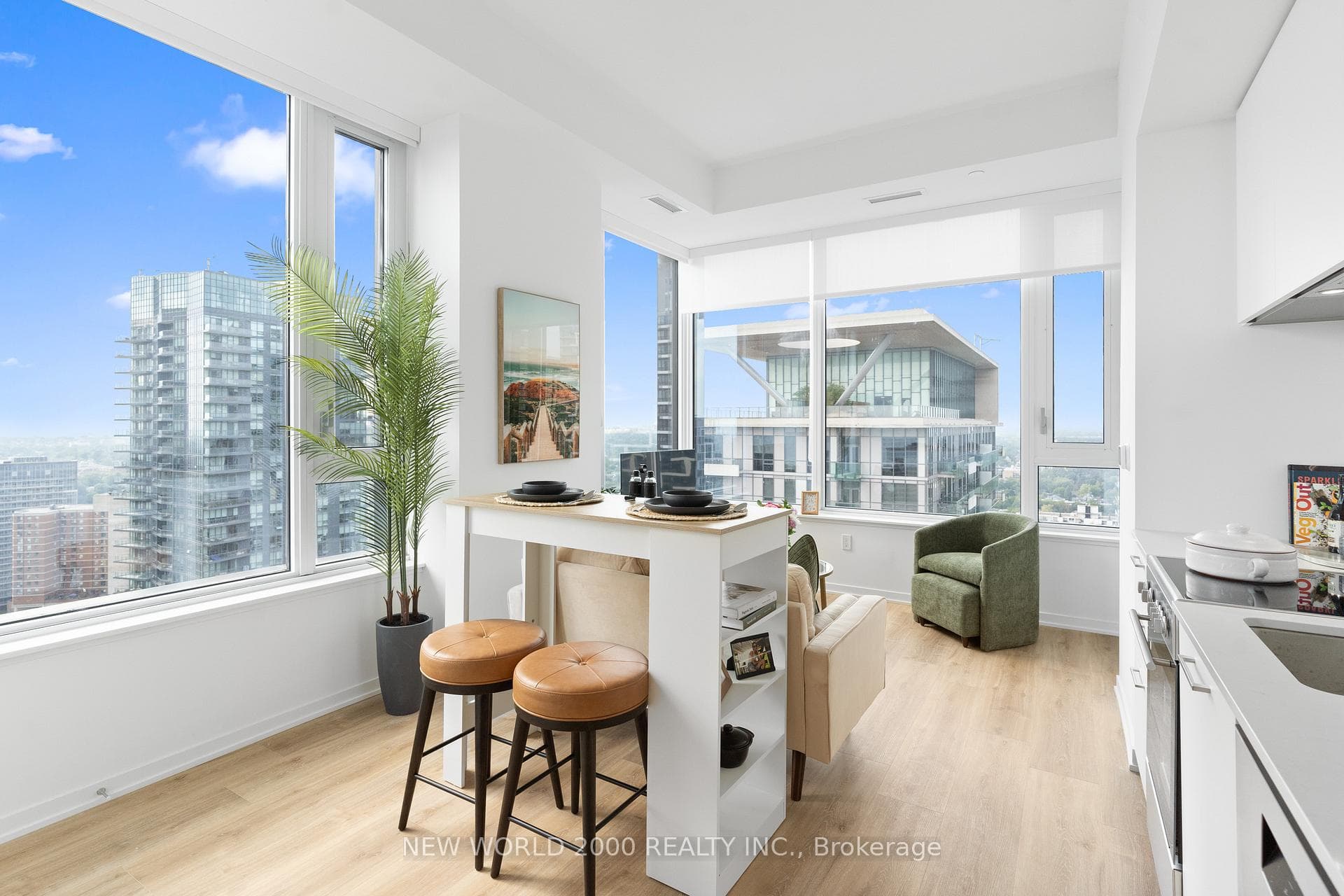 101 Roehampton Avenue Unit 2612, Leaside / Davisville, ON M4P 2W2 - Photo 1