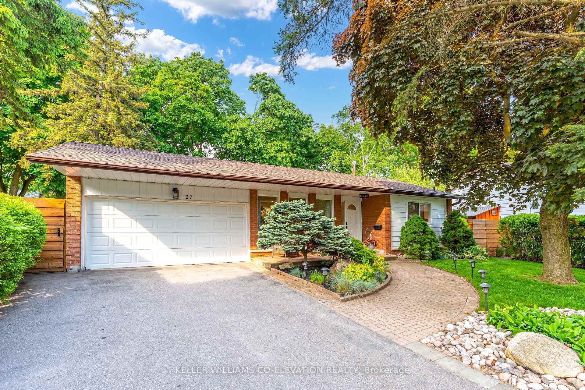 27 Sir Bodwin Place, Markham