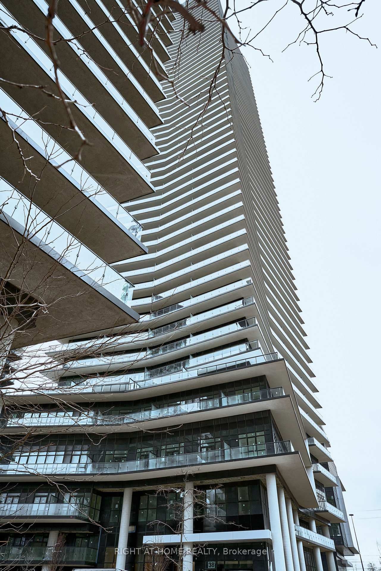 38 Annie Craig Drive Unit 2407, Liberty Village / Parkdale / South Parkdale, ON M8V 0G9 - Photo 1