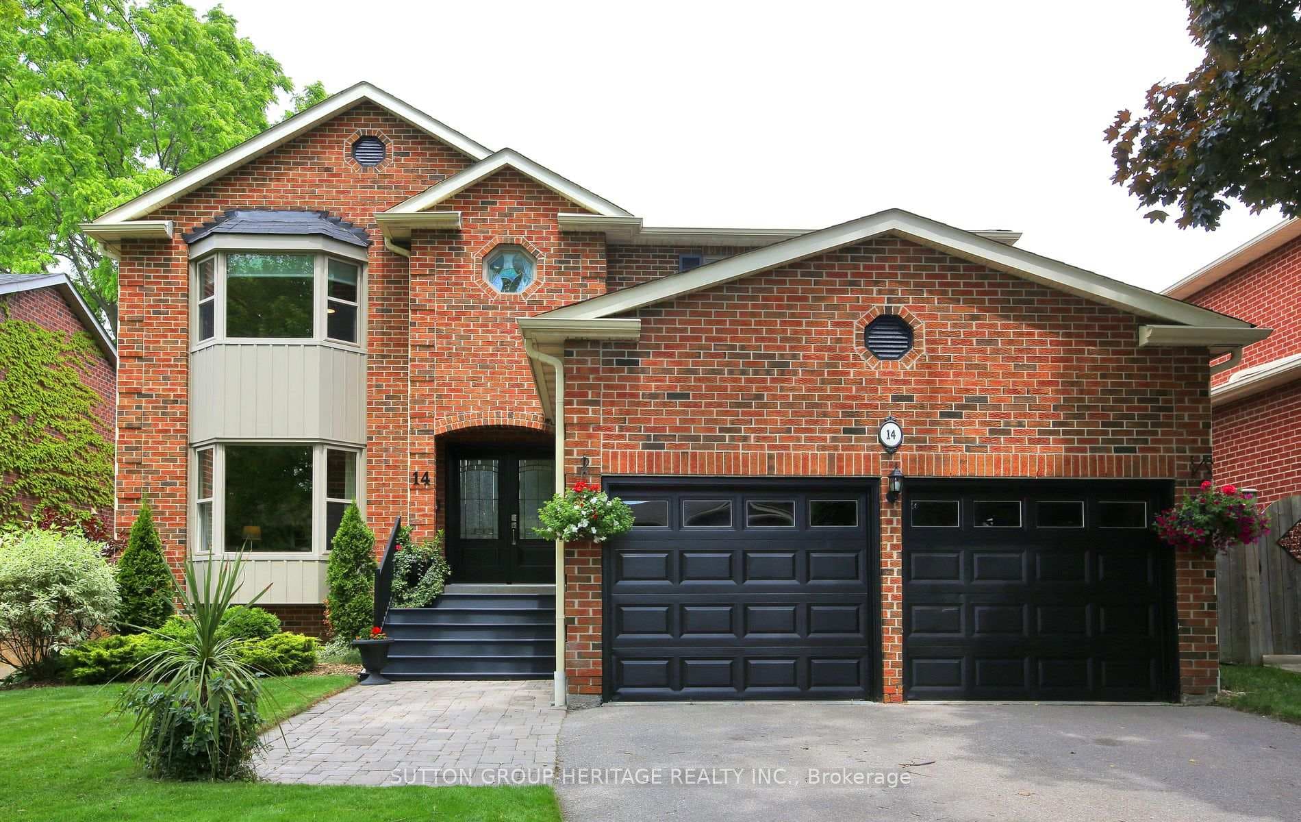14 Daniel Court Front