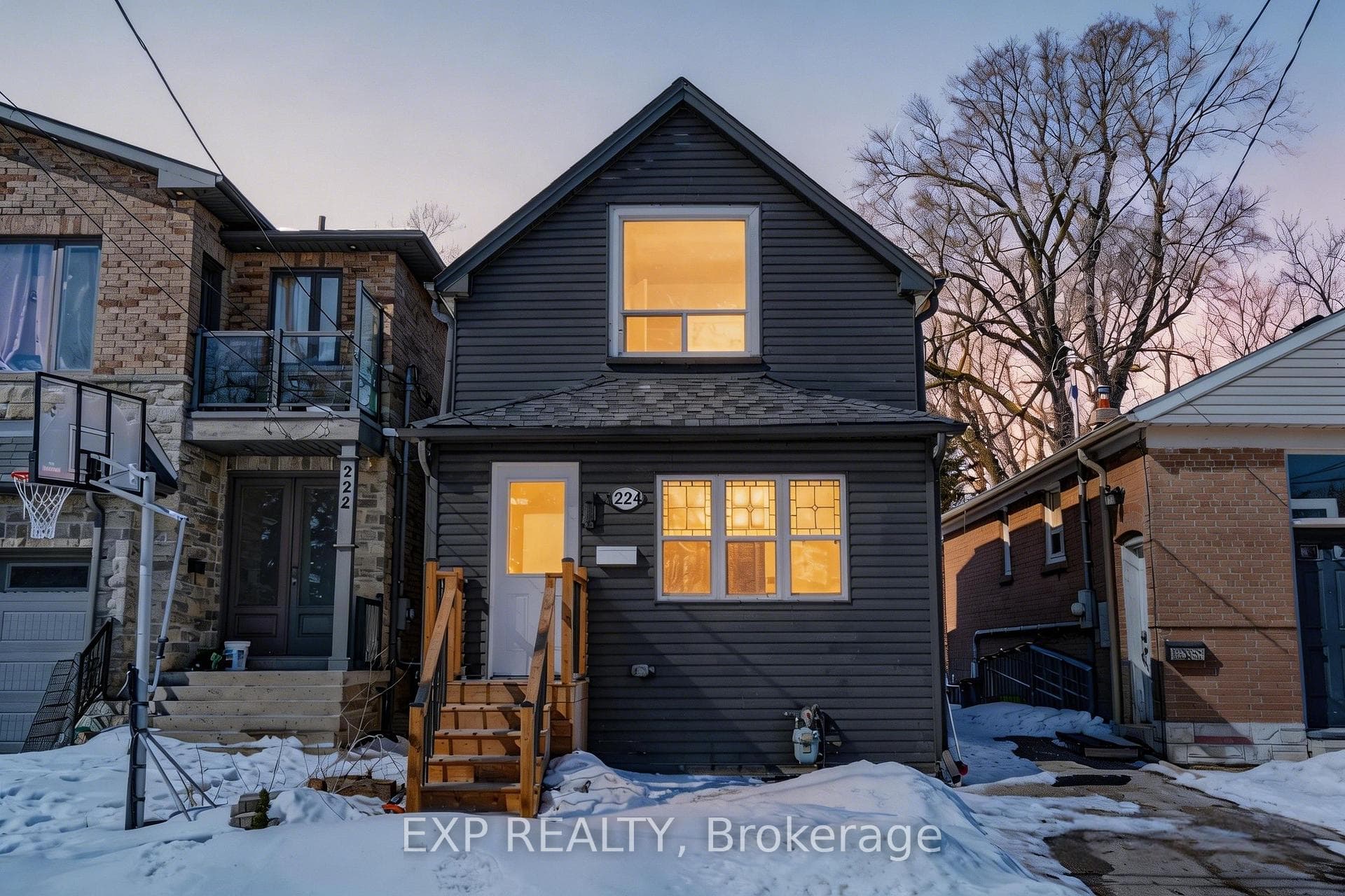 224 Aylesworth Avenue, Birch Cliff / Cliffside, ON M1N 2J6 - Photo 1