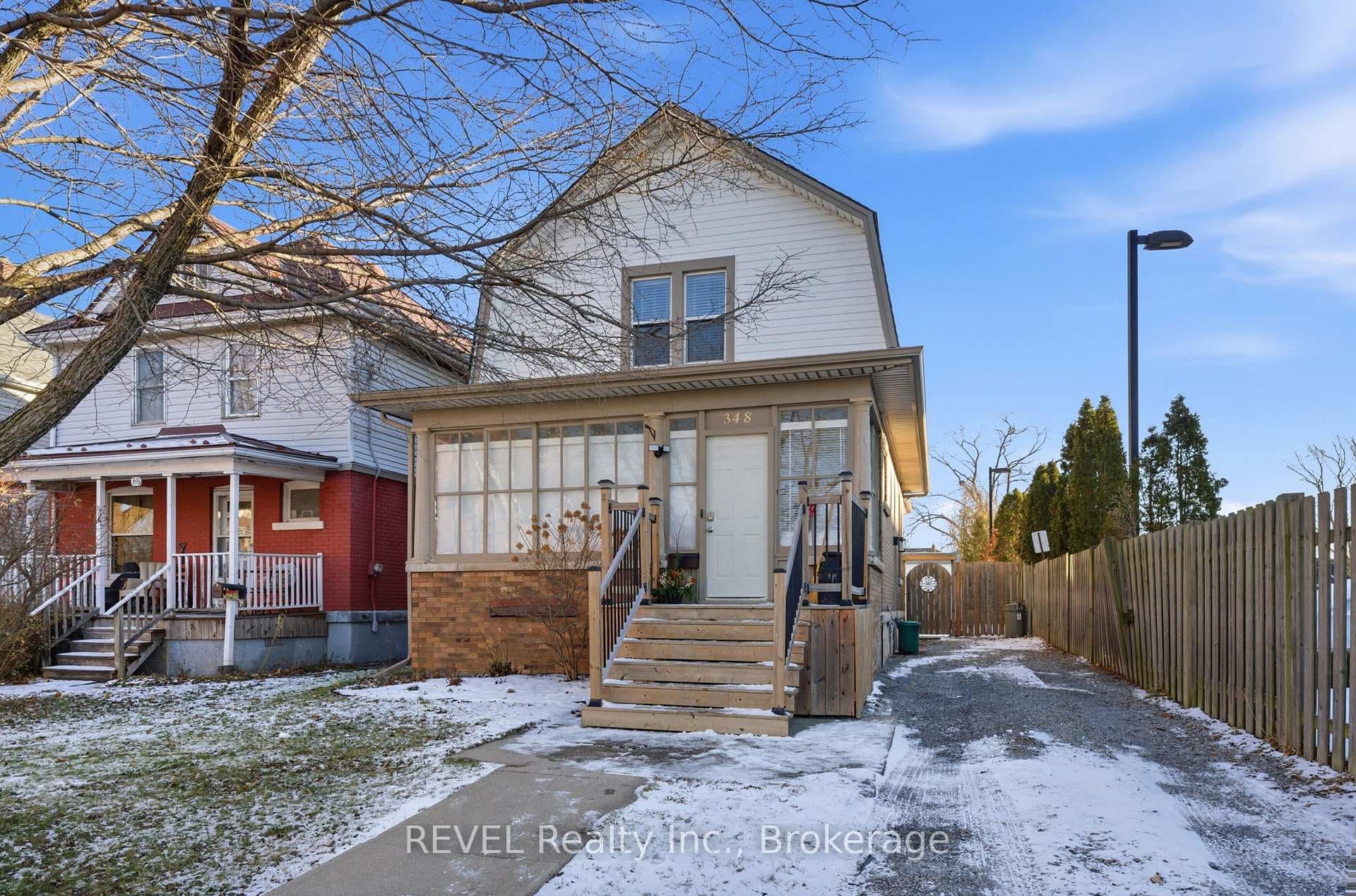 348 Hellems Avenue, Welland, ON L3B 3C1 - Photo 1
