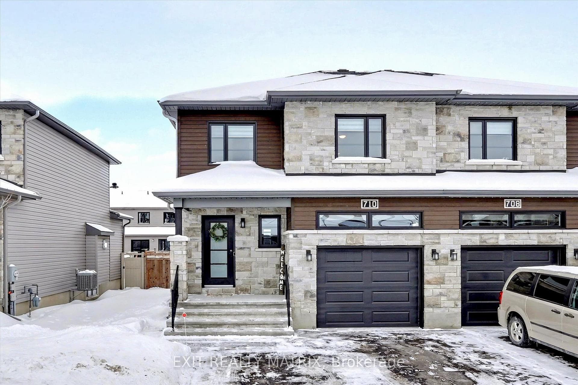 710 Azure Street, Russell