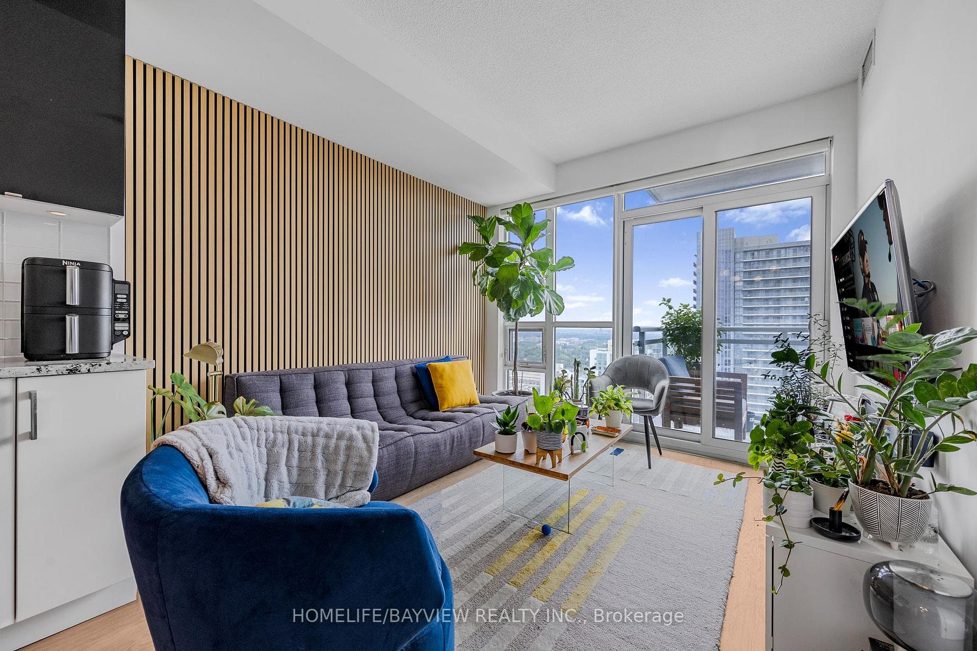 98 Lillian Street Unit 2316, Leaside / Davisville, ON M4S 0A5 - Photo 1