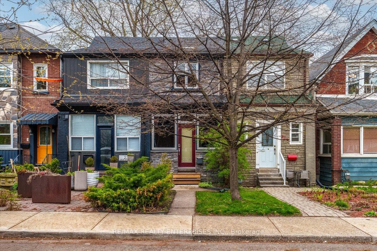 237A Leslie Street, Riverdale / Leslieville, ON M4M 3C8 - Photo 1