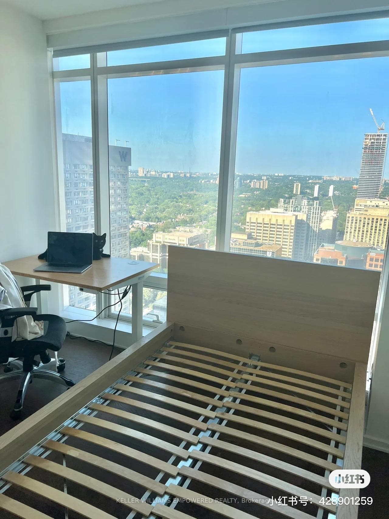 1 Bloor Street Unit 3504, Toronto C08