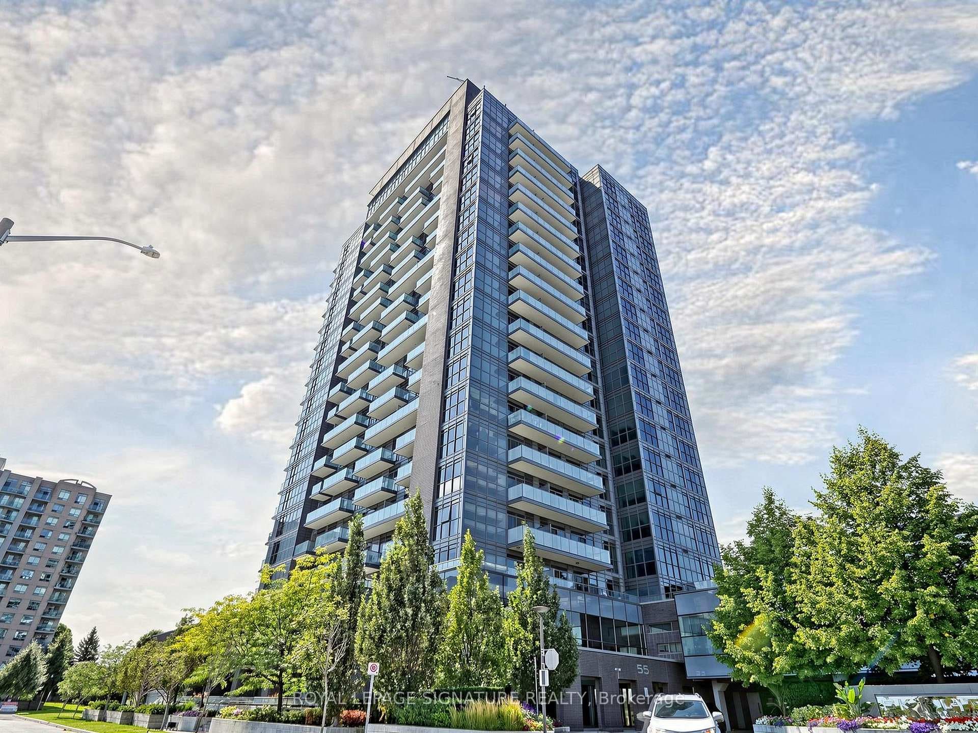 55 Oneida Crescent Unit 1210, Richmond Hill, ON L4B 0E8 - Photo 1
