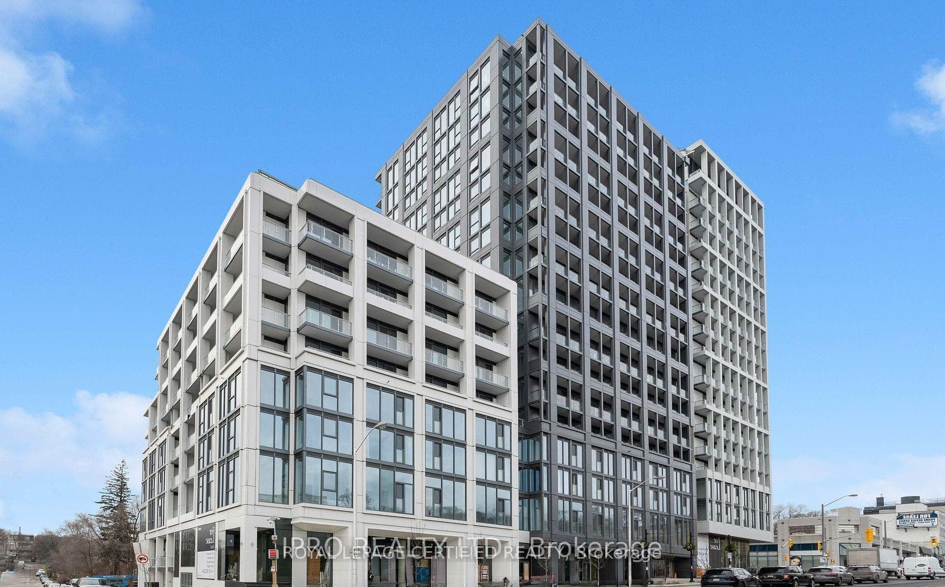 2020 Bathurst Street Unit 919, Forest Hill / Deer Park, ON M5P 0A6 - Photo 1