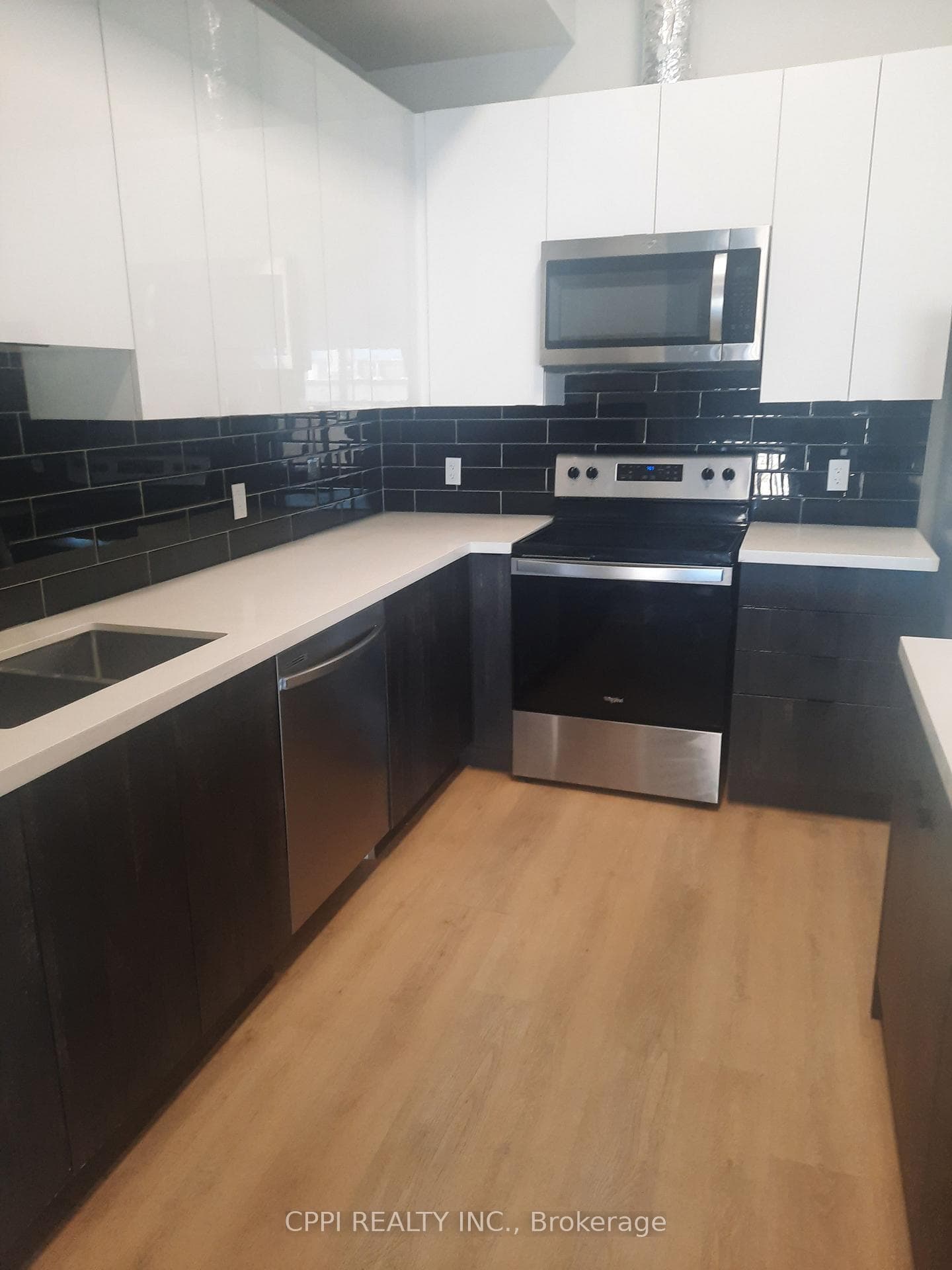 140 Simcoe Street Unit 203, Peterborough, ON K9H 0K5 - Photo 1