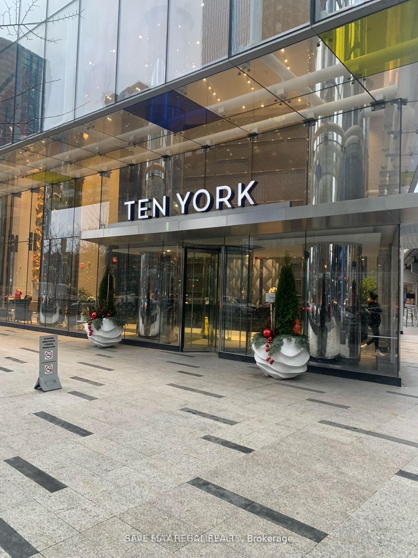 10 york Street Unit 5301, Downtown Toronto / Waterfront, ON M5J 0E1 - Photo 1