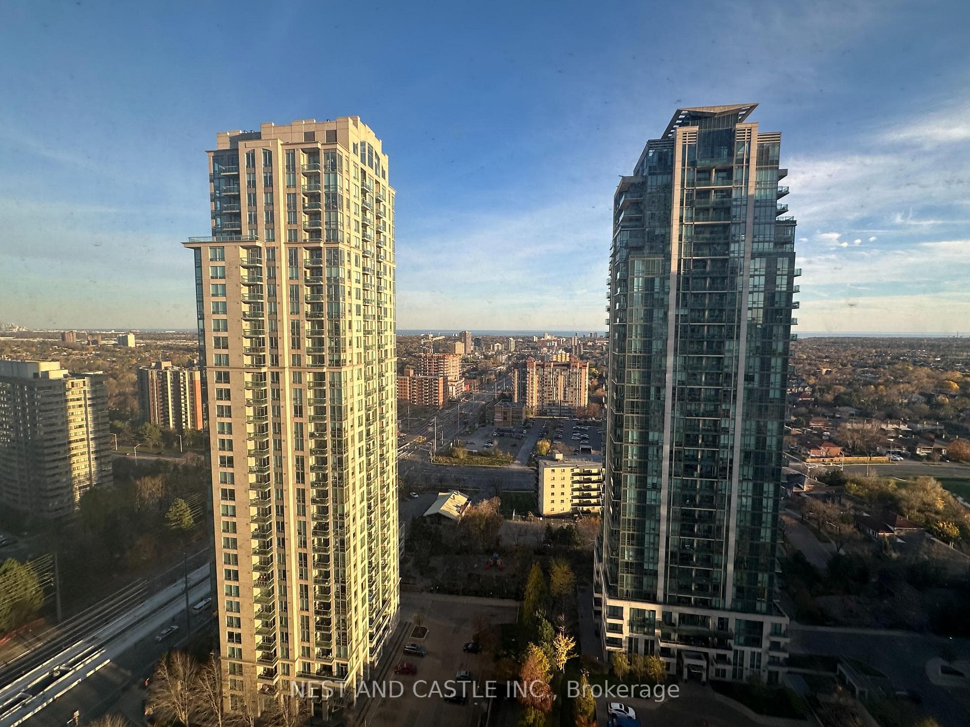 30 Elm Drive Unit 2107, Mississauga, ON L5B 0N6 - Photo 1