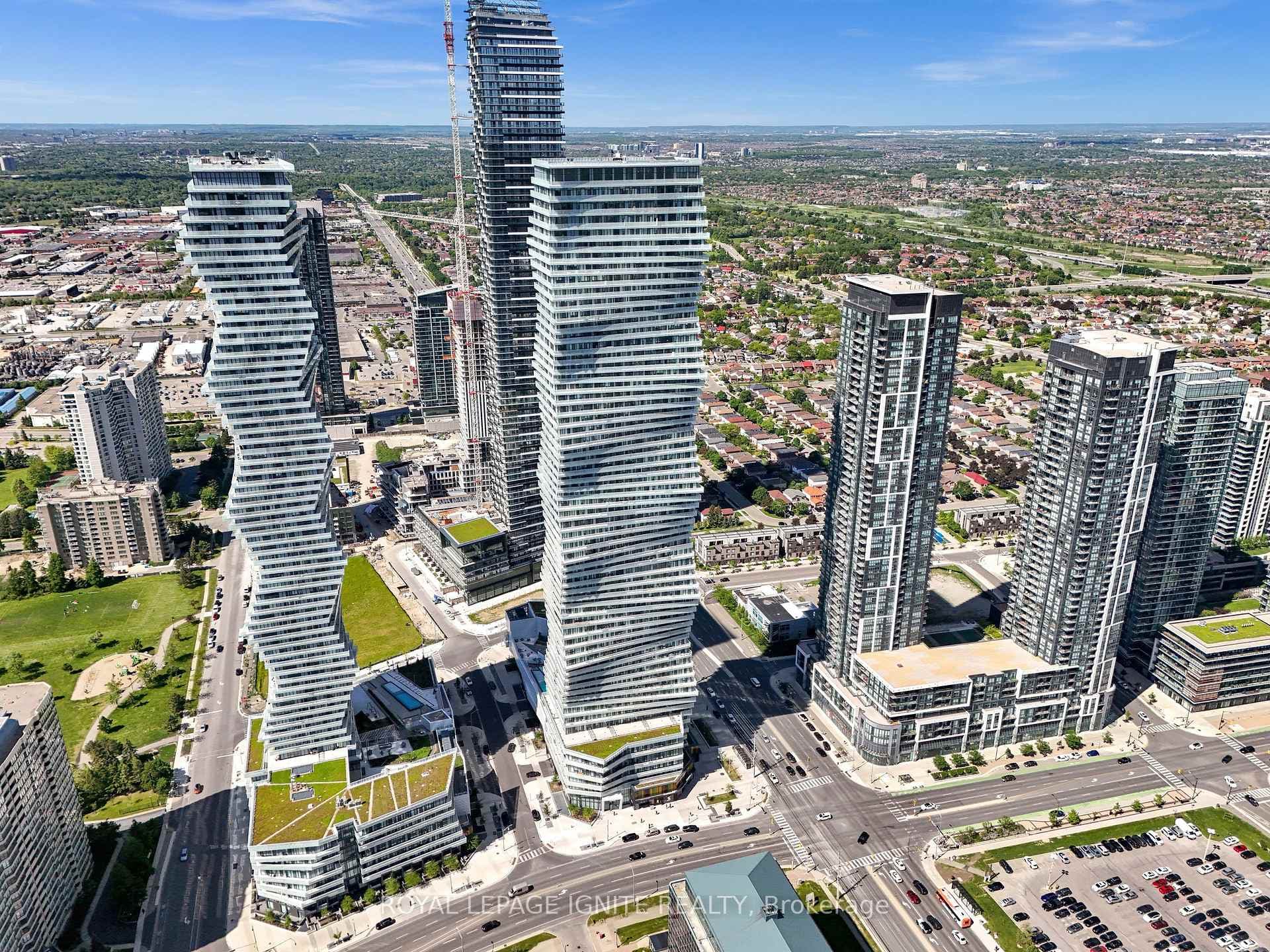 3900 Confederation Parkway Unit 3301, Mississauga, ON L5B 0M3 - Photo 1