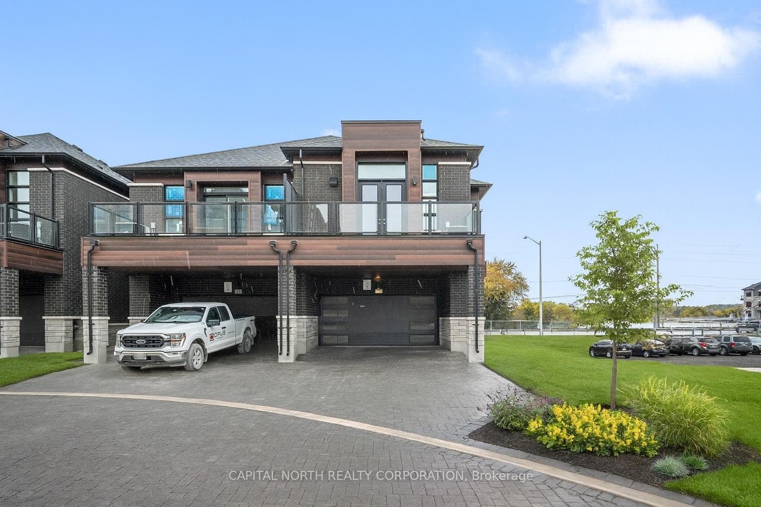 21 Harold Wilson Lane Unit 2, Richmond Hill, ON L4S 1N5 - Photo 1