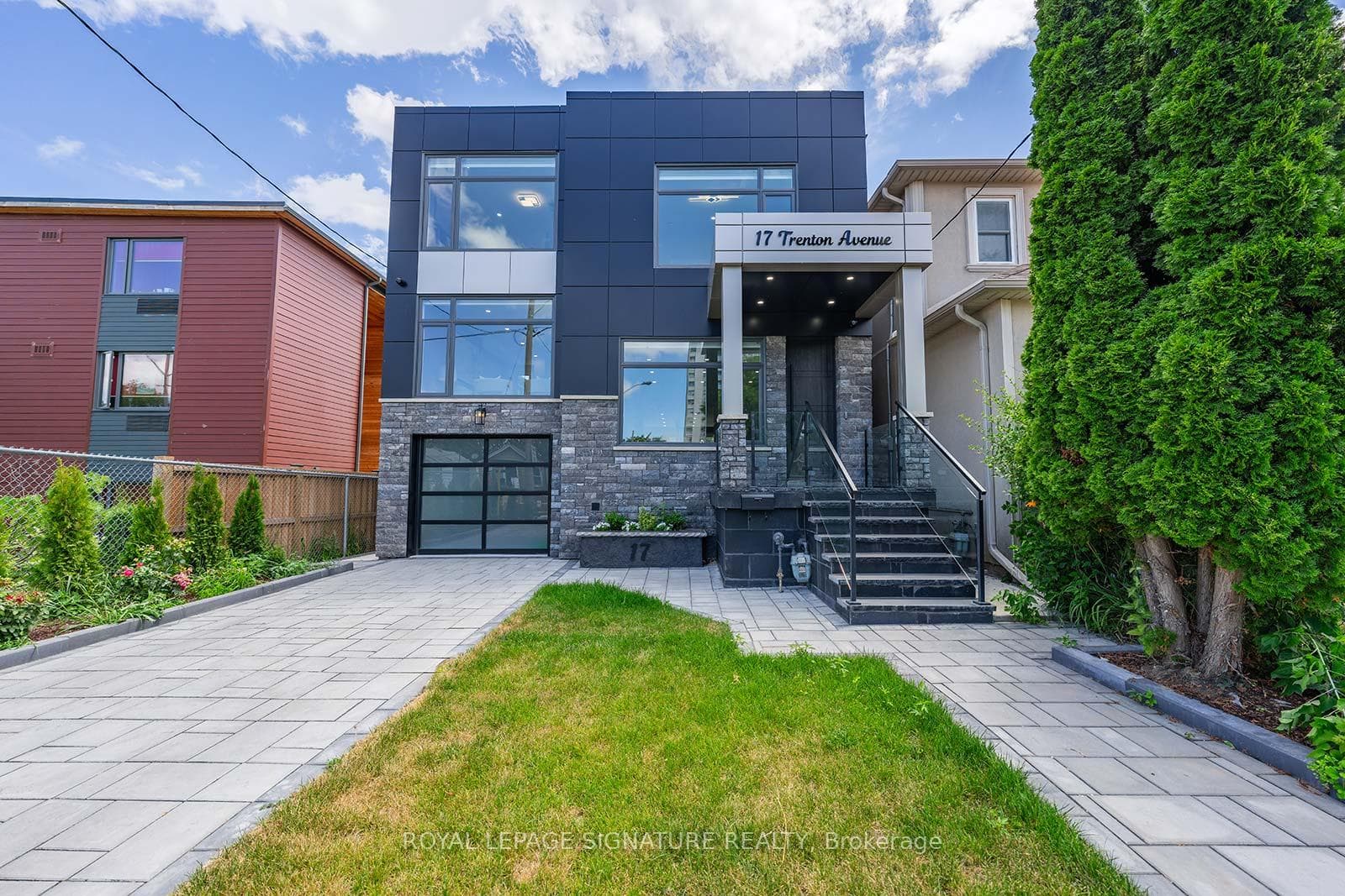 17 Trenton Avenue, Danforth / East York, ON M4C 2Z3 - Photo 1