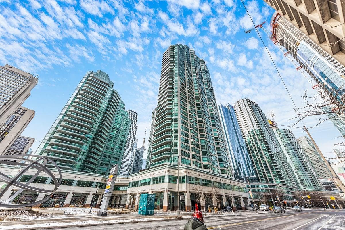 10 Yonge Street Unit 2609, Downtown Toronto / Waterfront, ON M5E 1R4 - Photo 1