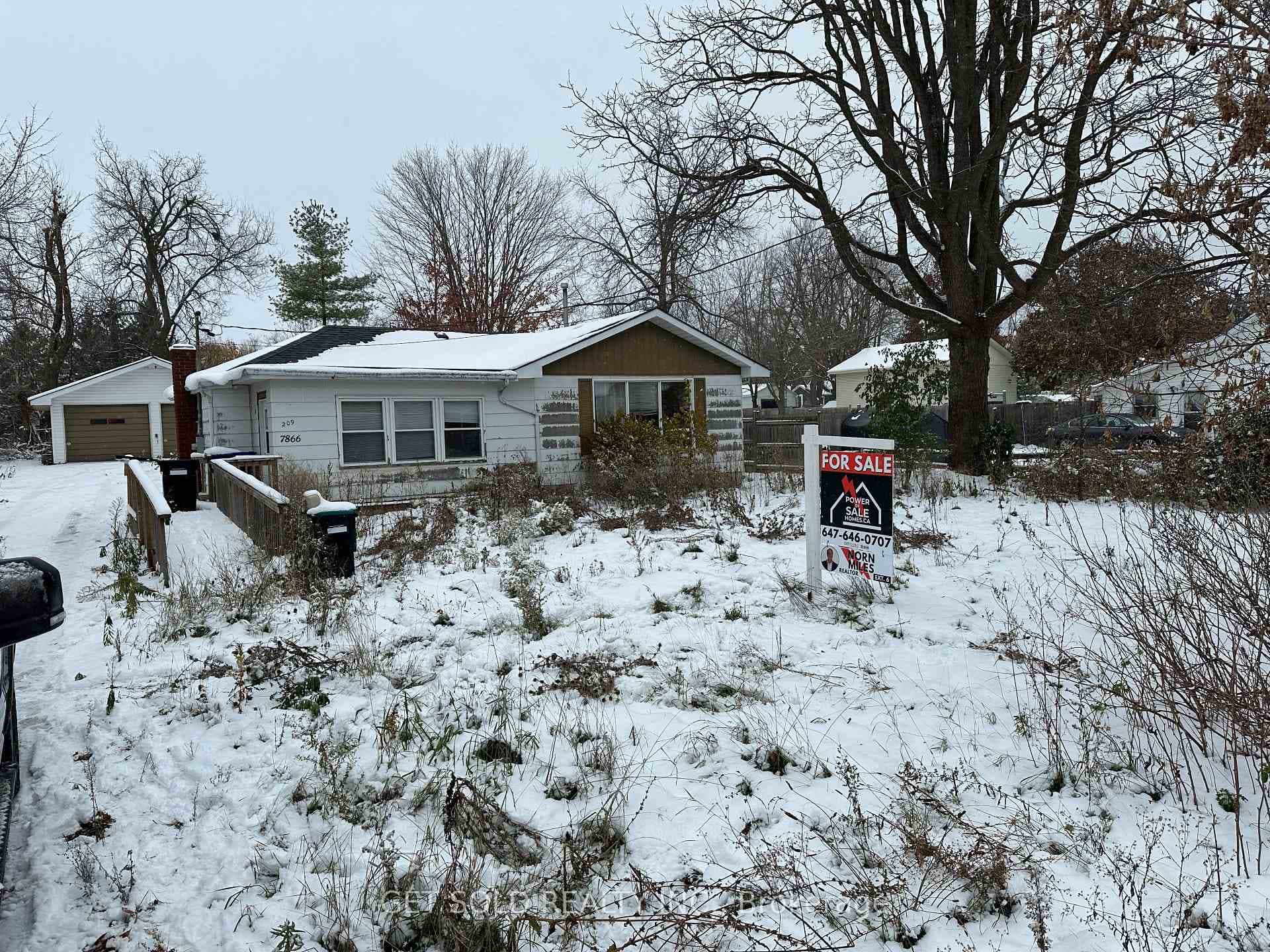 7866 Yonge Street, Innisfil, ON L9S 1L4 - Photo 1