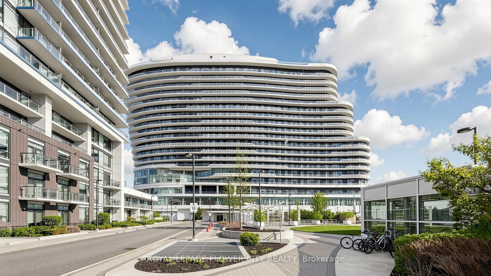 2520 Eglinton Avenue Unit 1710, Mississauga, ON L5M 0Y4 - Photo 1