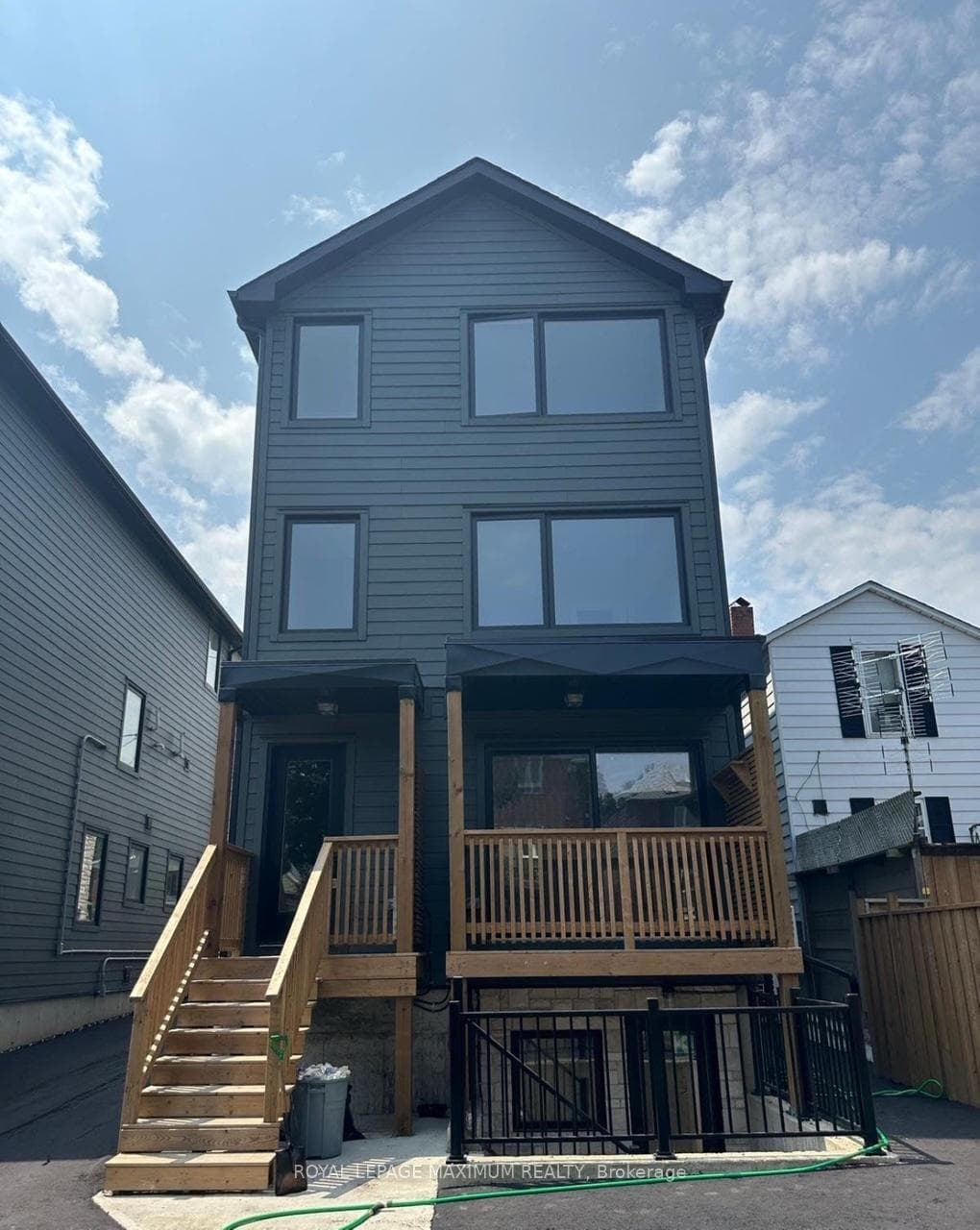 47 Rockcliffe Boulevard Unit BSMT, Toronto W03
