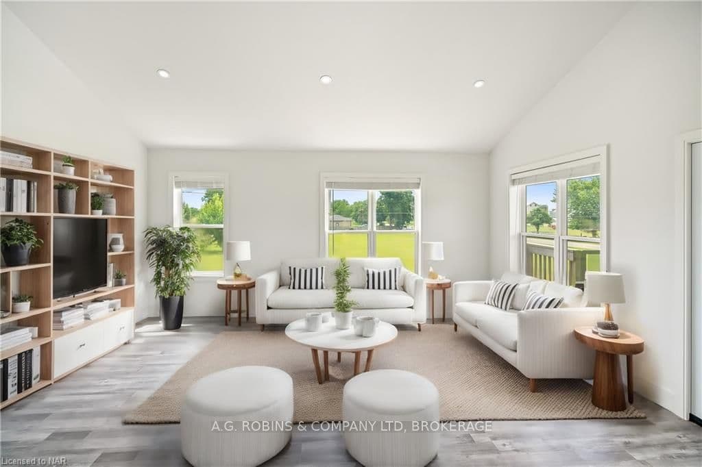 Photo has been virtually staged