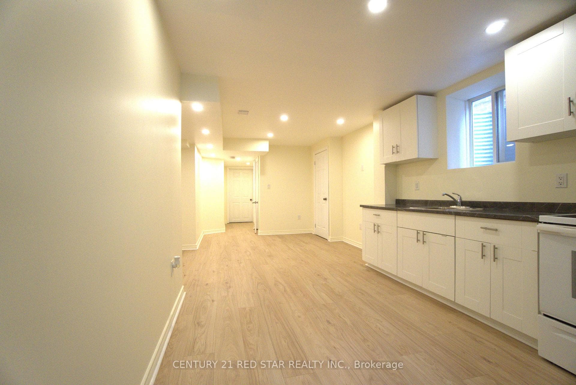 521 Yates Drive, Milton, ON L9T 8Z7 - Photo 1