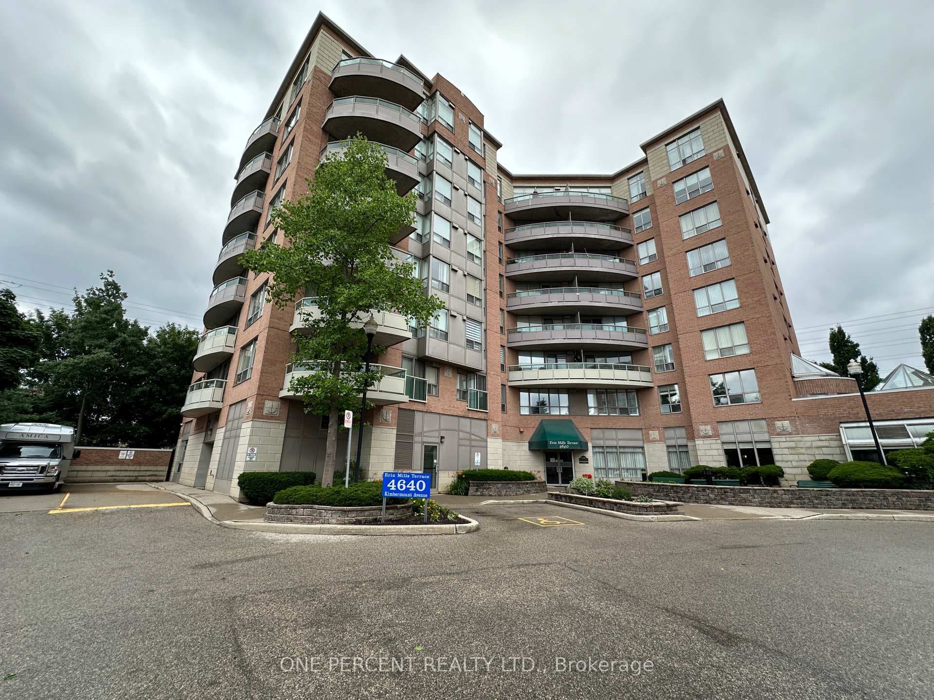 4640 Kimbermount Avenue Unit 103, Mississauga, ON L5M 5W6 - Photo 1
