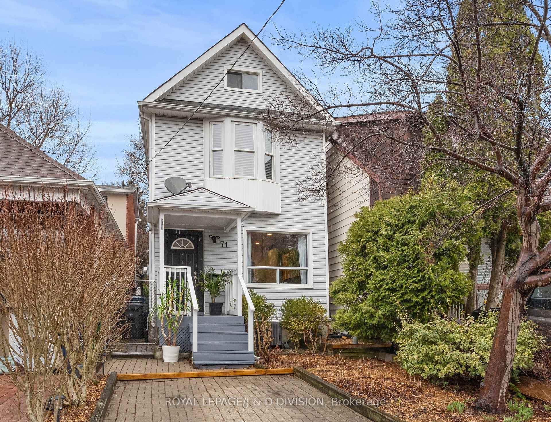 71 Madelaine Avenue, Birch Cliff / Cliffside, ON M1L 2X6 - Photo 1
