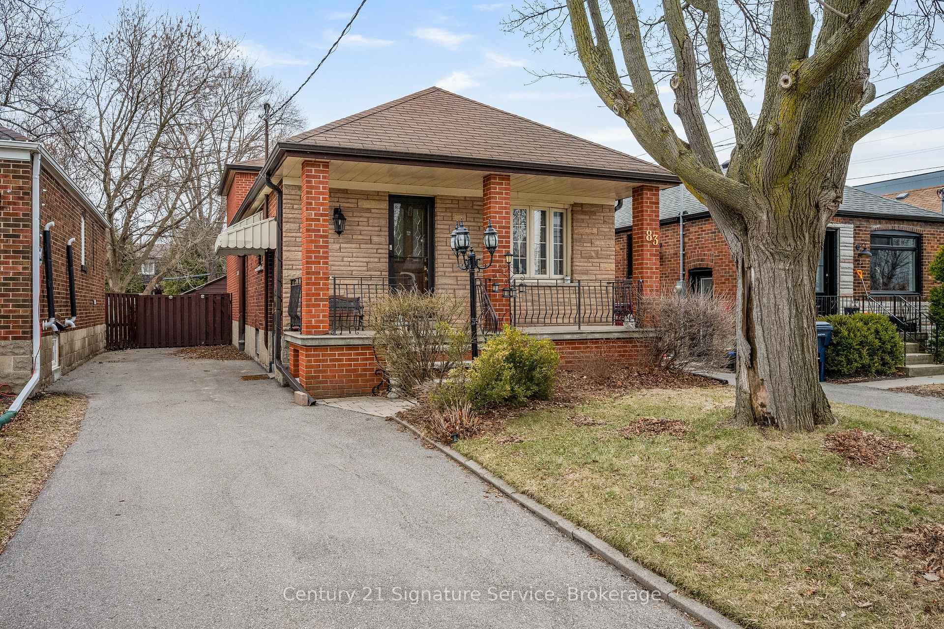 83 Elma Street, Liberty Village / Parkdale / South Parkdale, ON M8V 1X9 - Photo 1