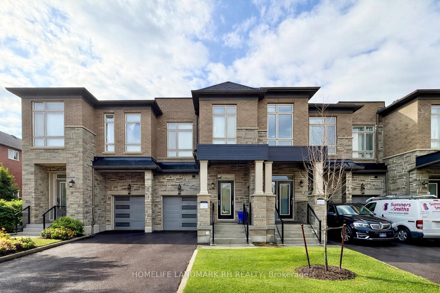 37 Schmeltzer Crescent, Richmond Hill, ON L4E 1K9 - Photo 1