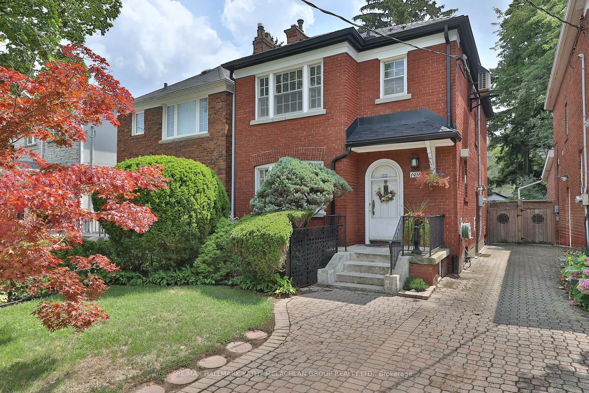 149 Donlea Drive, Flemingdon Park / Don Mills, ON M4G 2M7 - Photo 1