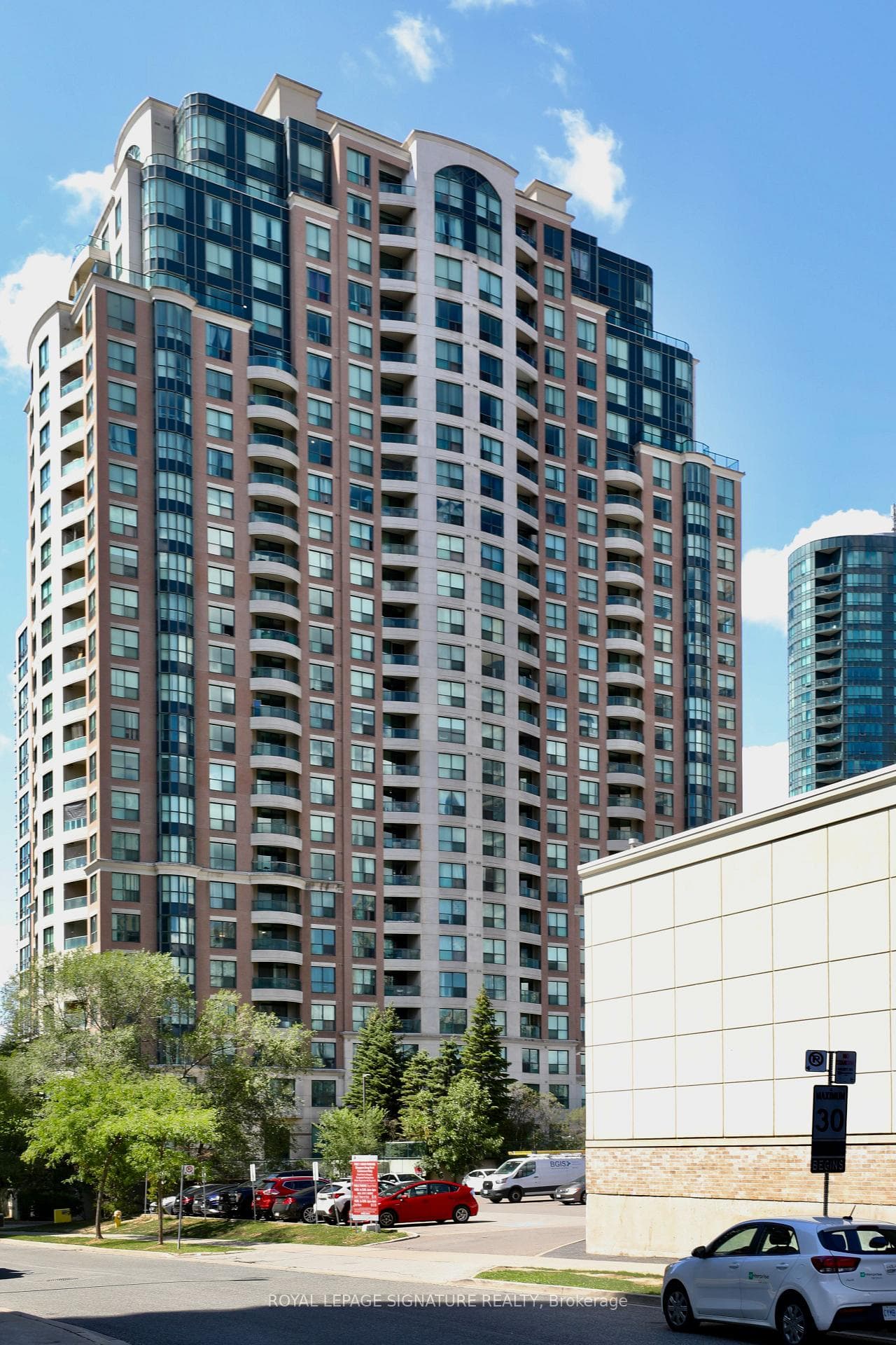 7 Lorraine Drive Unit 1116, Thornhill / Willowdale, ON M2N 7H2 - Photo 1