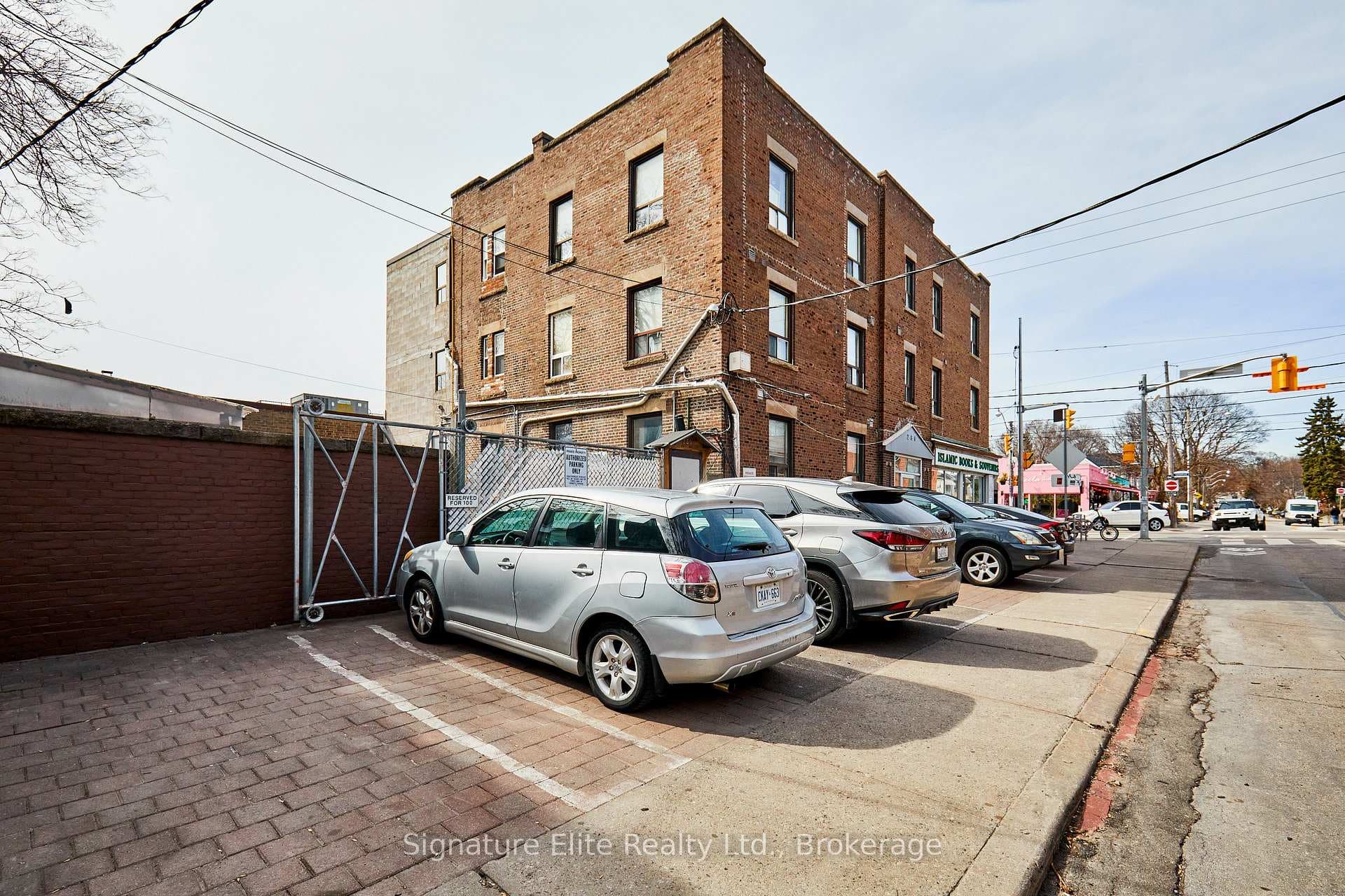 280 Woodfield Road, Riverdale / Leslieville, ON M4L 2W7 - Photo 1