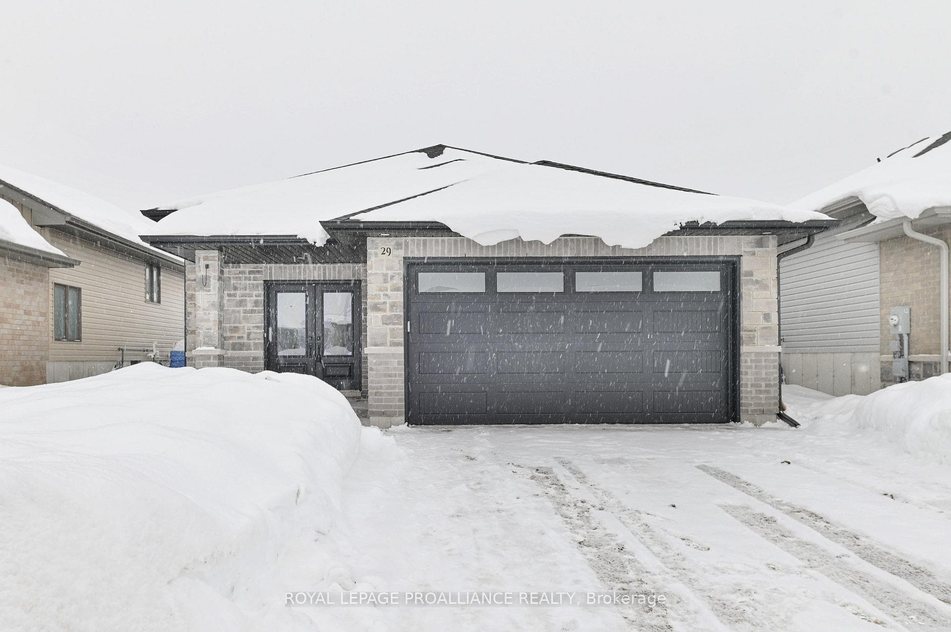 29 Cedar Park Crescent, Quinte West, ON K8V 0J1 - Photo 1