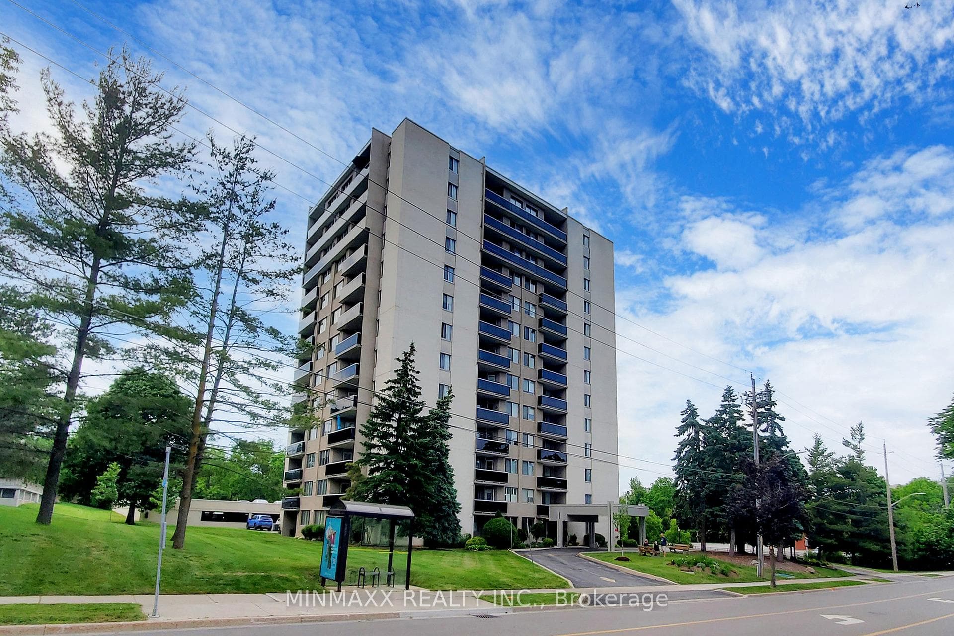 81 Millside Drive Unit 1004, Milton
