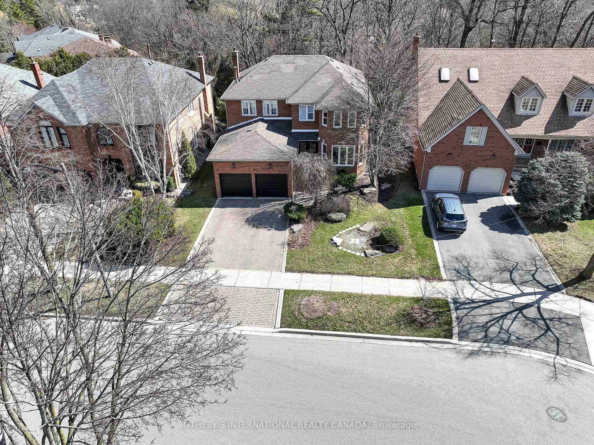 3940 Rolling Valley Drive, Mississauga, ON L5L 5V9 - Photo 1
