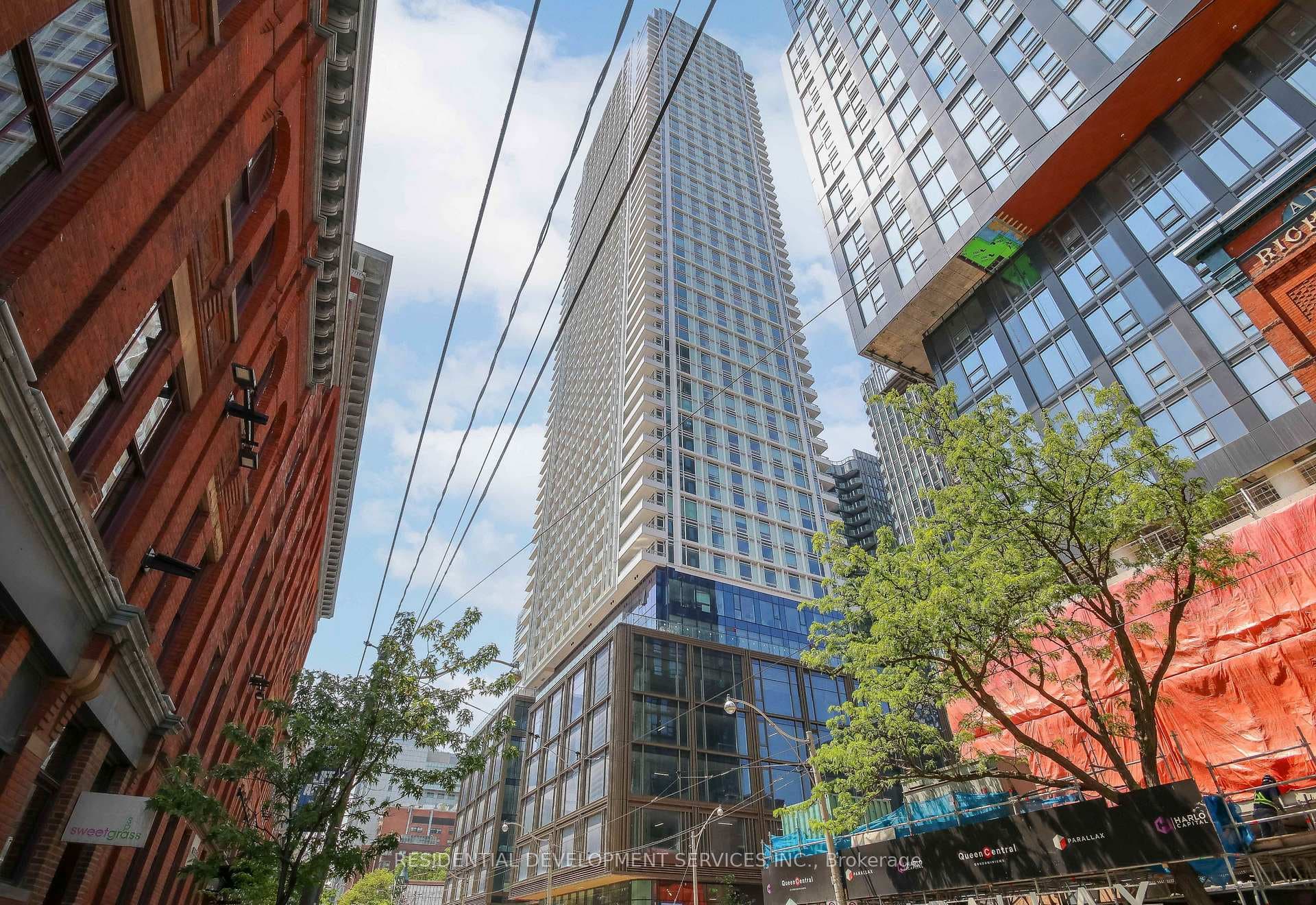 88 Queen Street Unit 2711, Toronto C08
