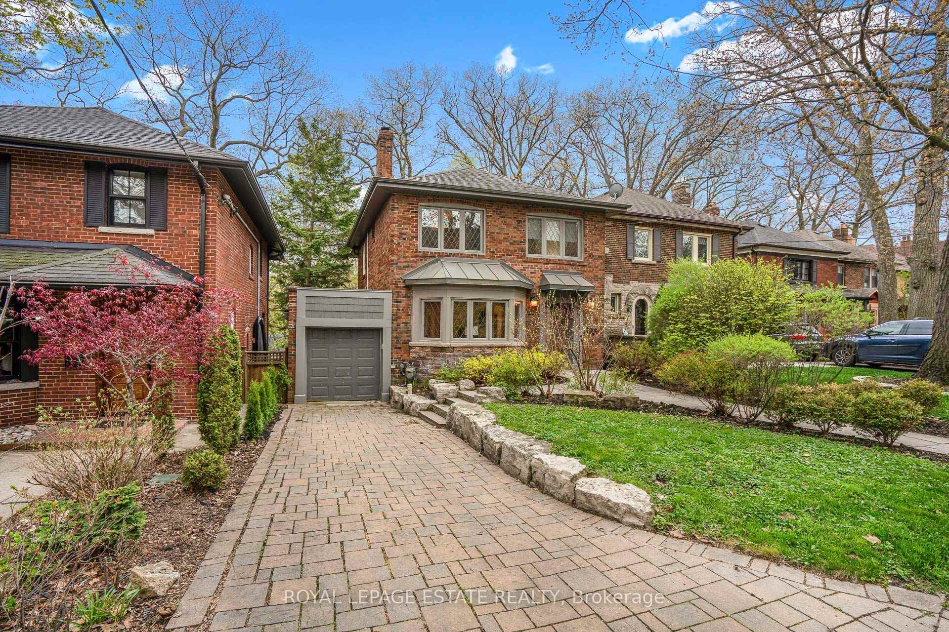 63 Beaufort Road, Toronto E02