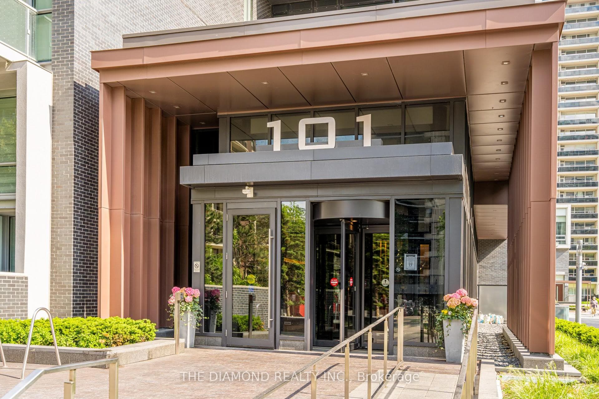 101 Erskine Avenue Unit 321, Leaside / Davisville, ON M4P 0C5 - Photo 1