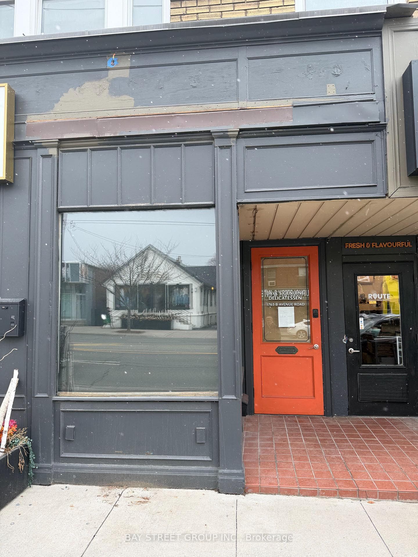 1763 Avenue Road Unit 102, Lawrence Park / Bedford Park, ON M5M 3Y8 - Photo 1