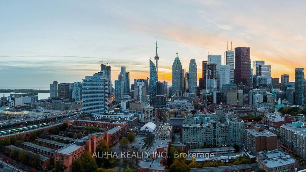 135 Lower Sherbourne Street Unit PH 3030, Regent Park / Cabbagetown / St. James Town, ON M5A 0W8 - Photo 1