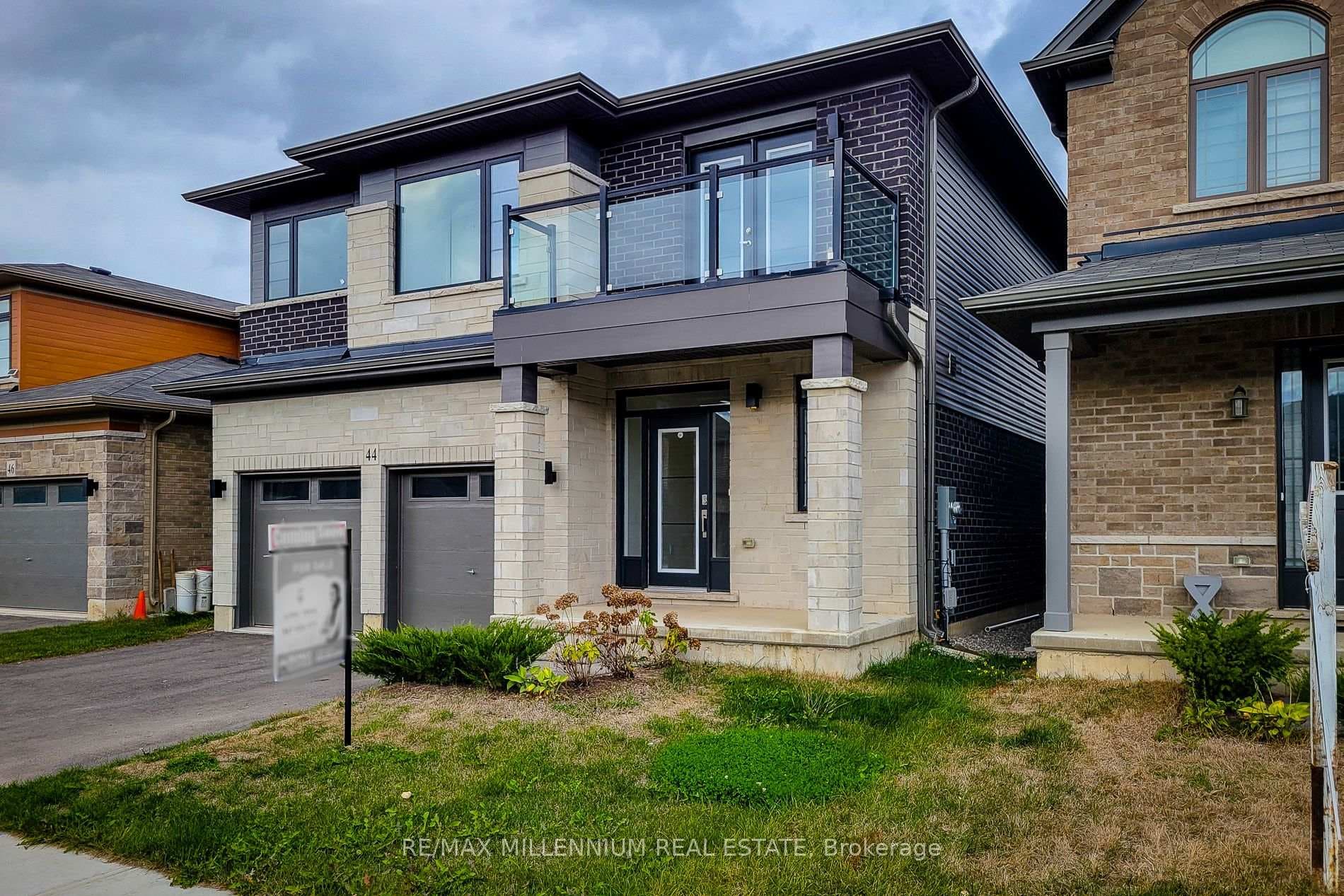 44 WHITTON Drive, Brant