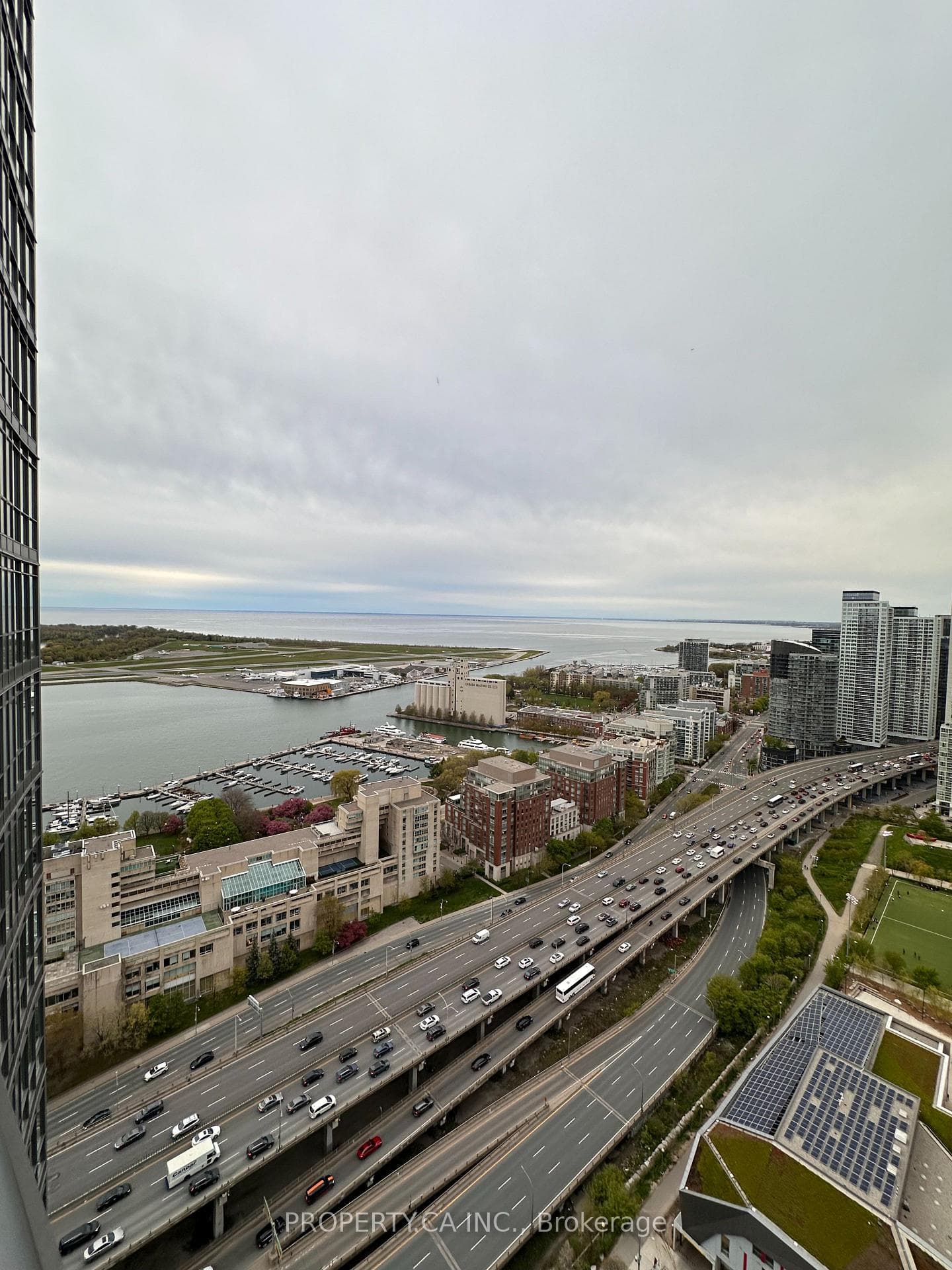 11 Brunel Court Unit 4301, Downtown Toronto / Waterfront, ON M5V 3Y3 - Photo 1