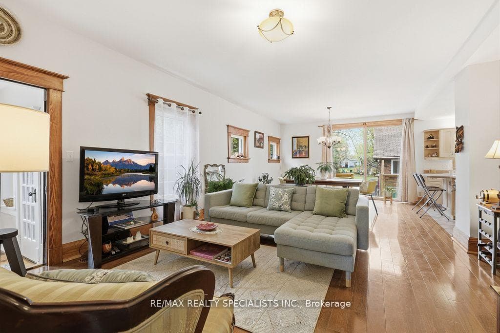 123 Mill Street, Brampton, ON L6Y 1T4 - Photo 1