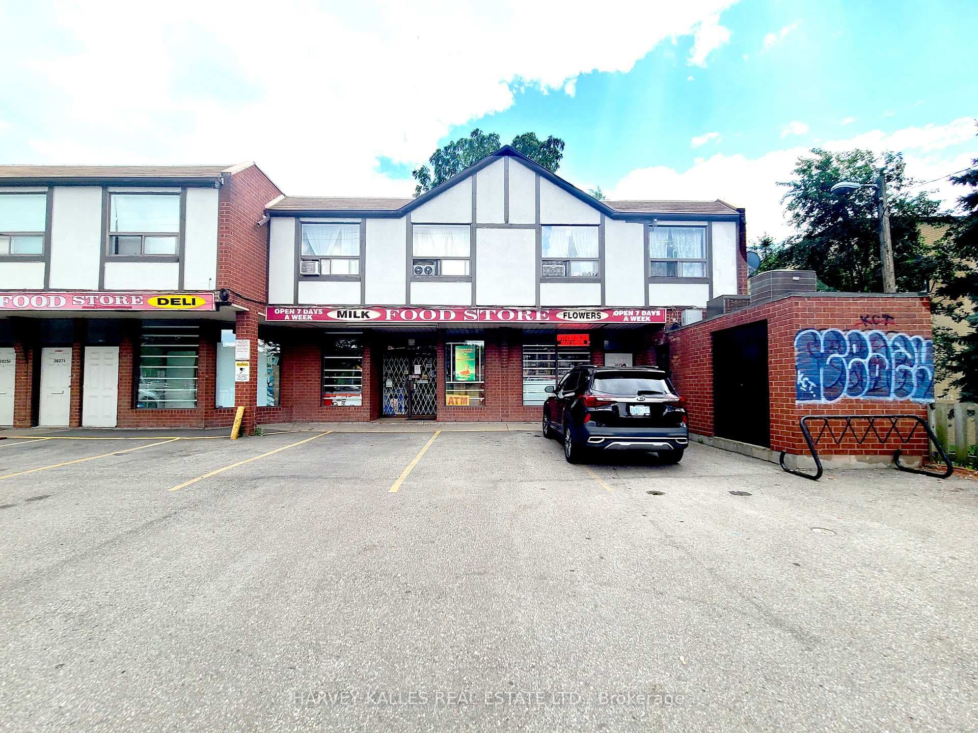 3829 Lake Shore Boulevard, Liberty Village / Parkdale / South Parkdale, ON M8W 1R3 - Photo 1