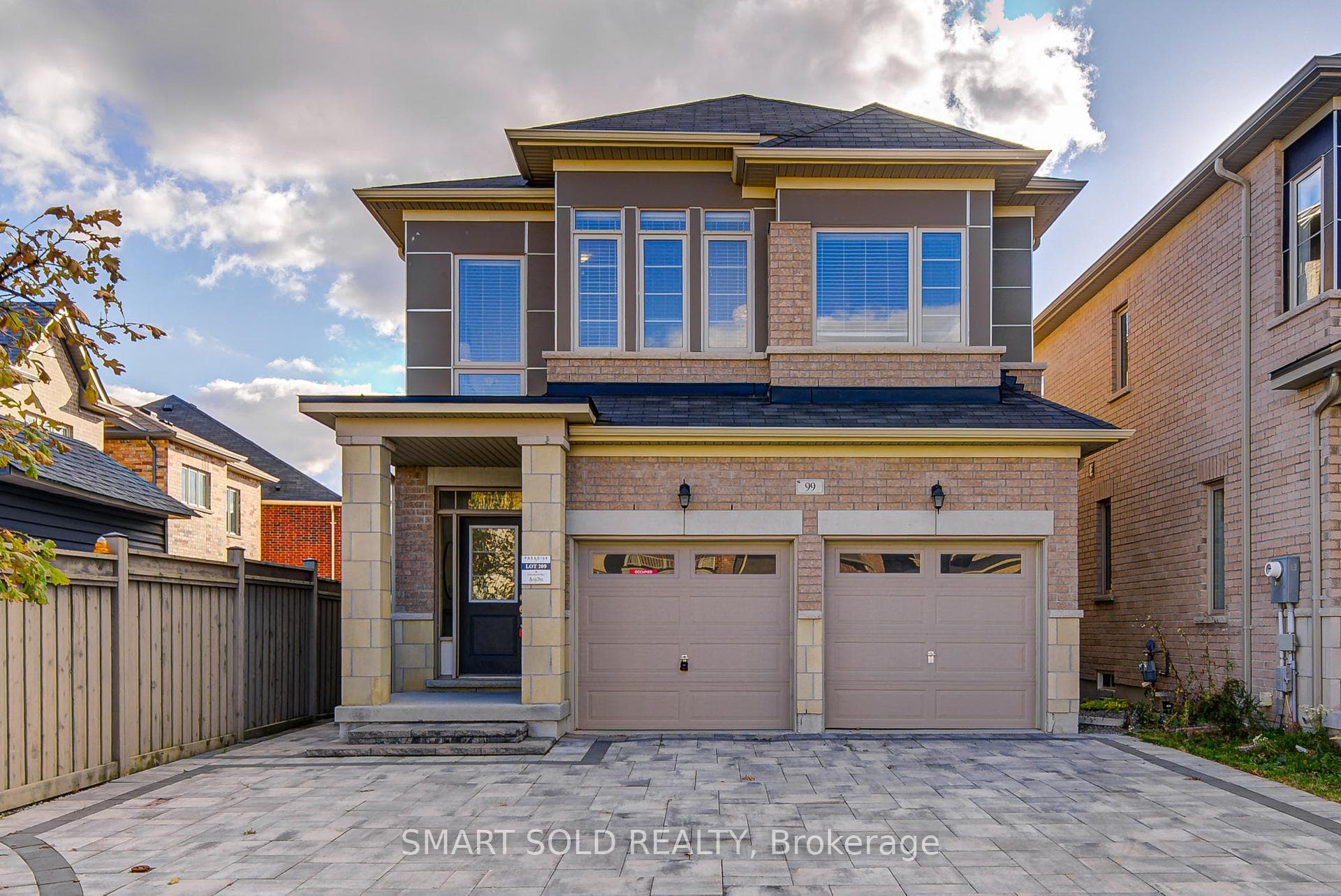 99 Chouinard Way, Aurora, ON L4G 1B7 - Photo 1