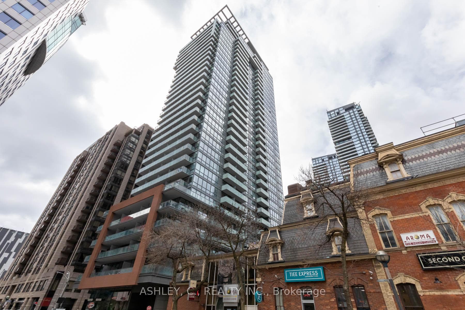8 Mercer Street Unit #210, Downtown Toronto / Waterfront, ON M5V 0C4 - Photo 1